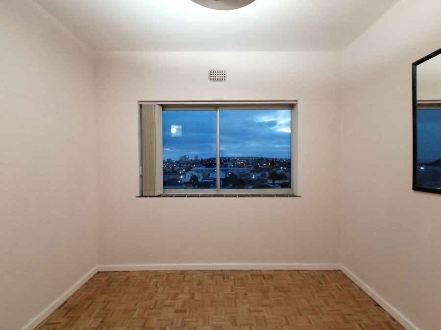 To Let 2 Bedroom Property for Rent in Bloubergrant Western Cape